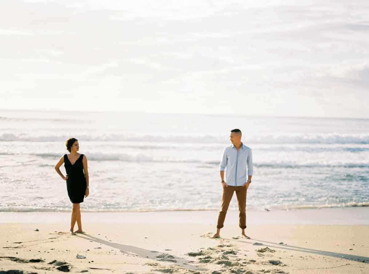 portrait de couple sur la plage du petit boucan